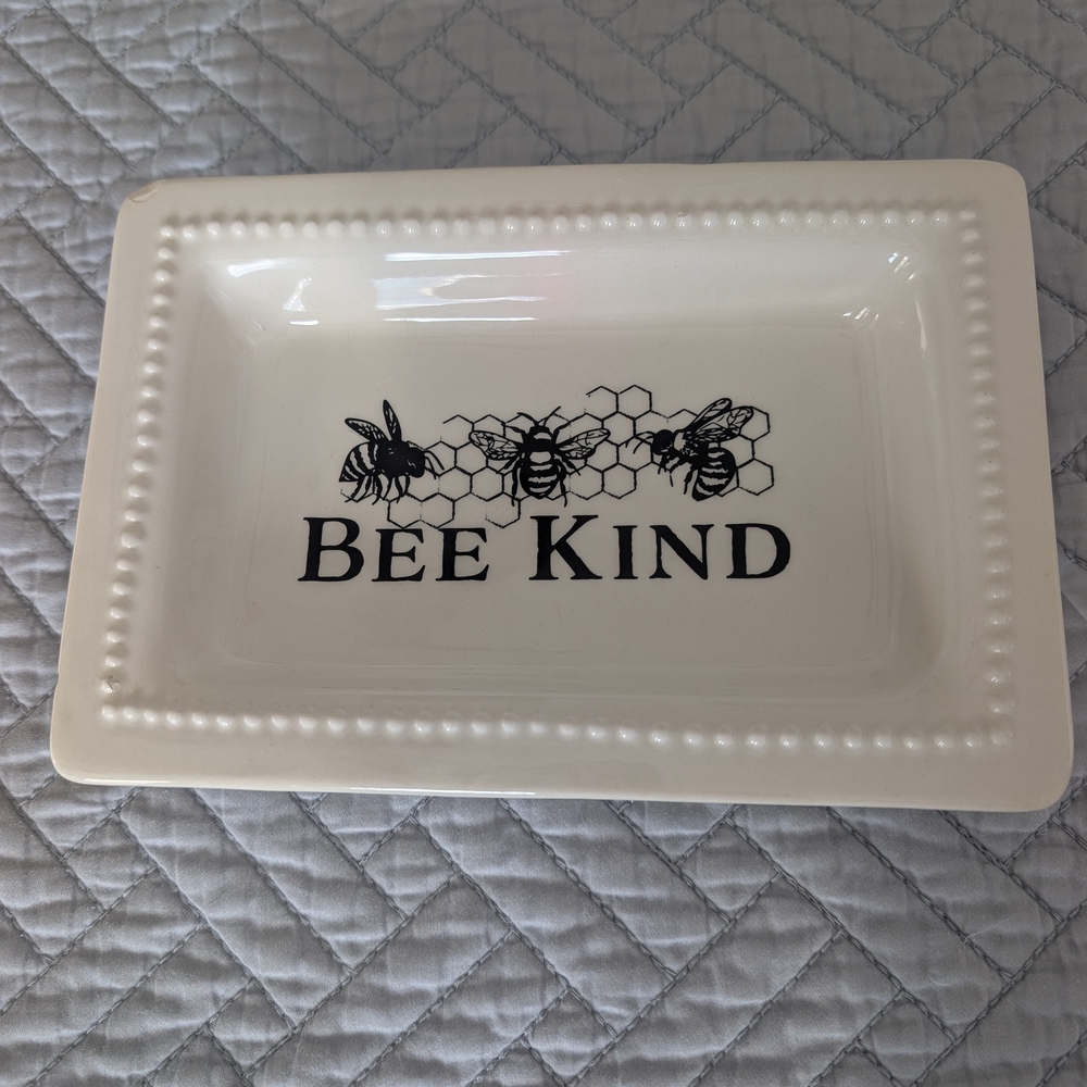 Ashland White 'Bee Kind' 8" Tray